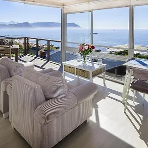 https://penguins-view-guesthouse.hotels-capetown.com